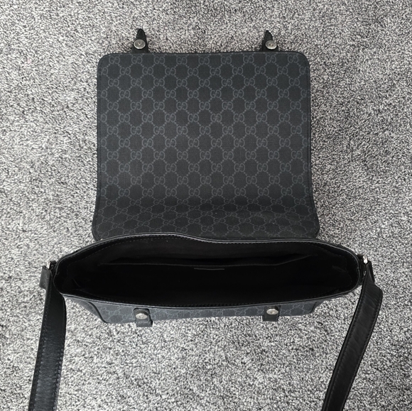 Gucci Mens Messenger Bag - Picture 3 of 3